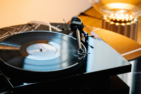 Pro-Ject Debut EVO 2 Satin Steel Blue - gramofon analogowy