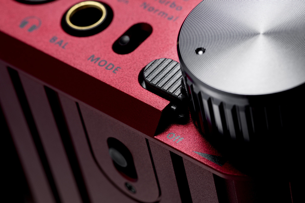 iFi audio iDSD Diablo 2 - wzmacniacz słuchawkowy z przetwornikiem DAC USB