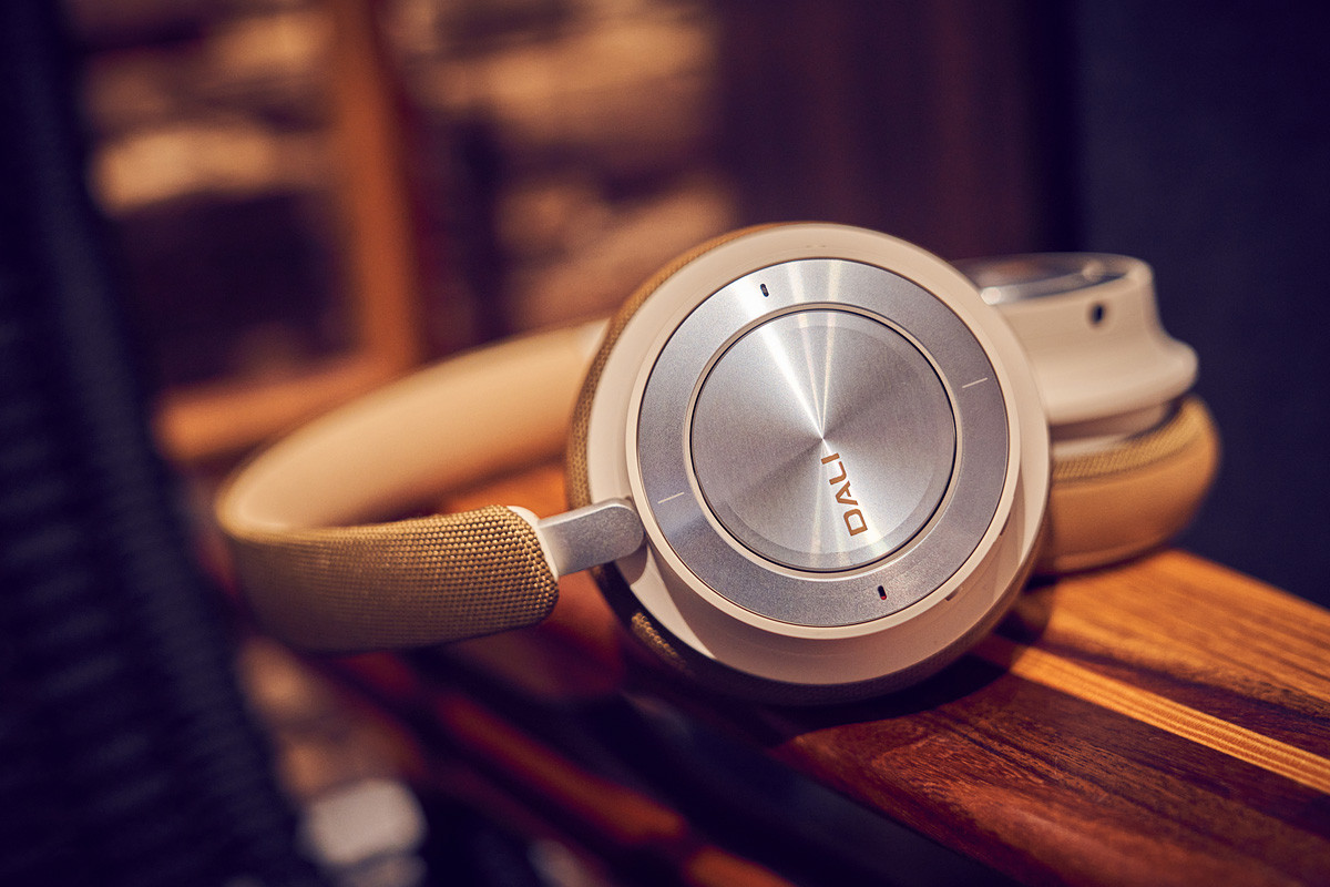 Dali IO-8 Iron Black - słuchawki bezprzewodowe Bluetooth