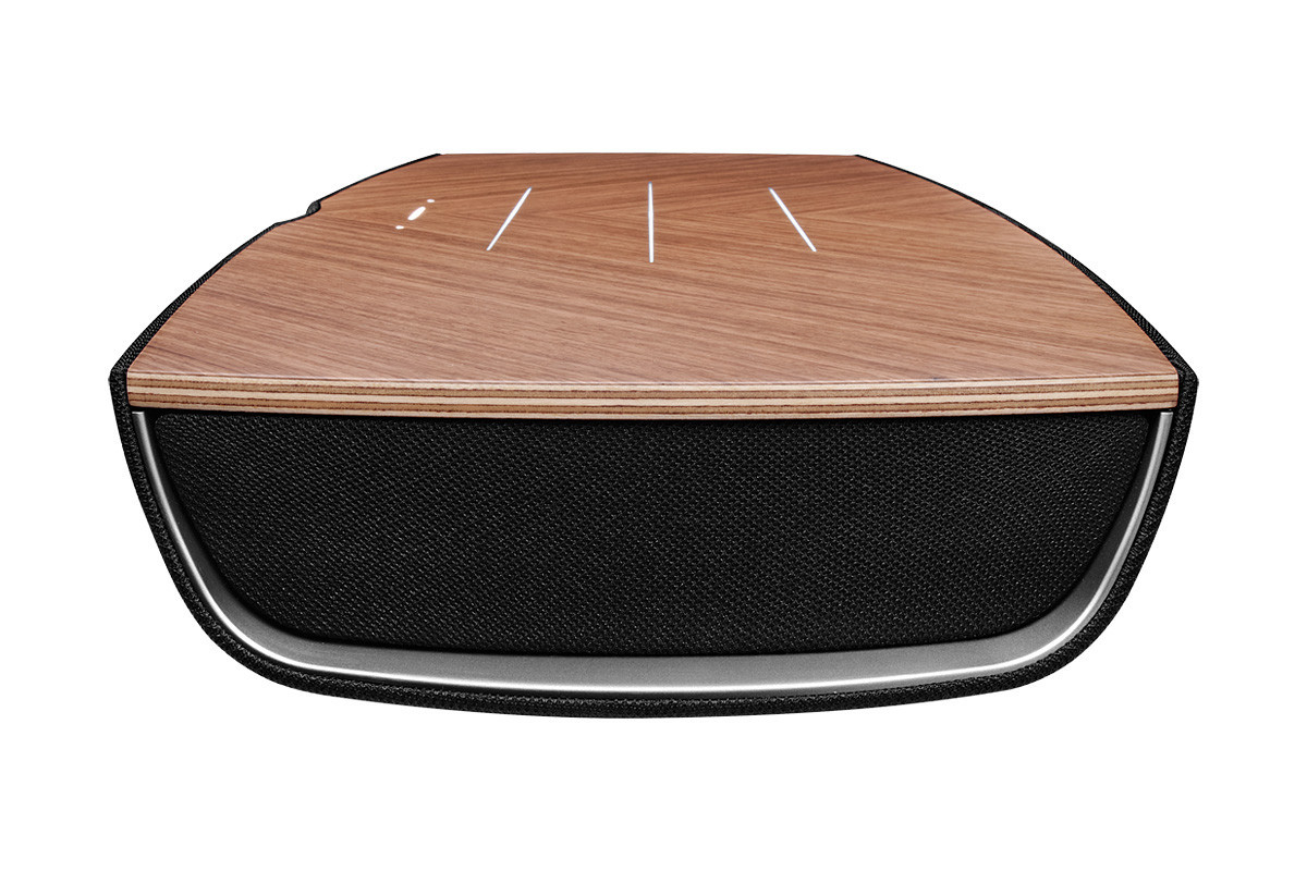 Sonus Faber Omnia Walnut - system audio typu "all-in-one"