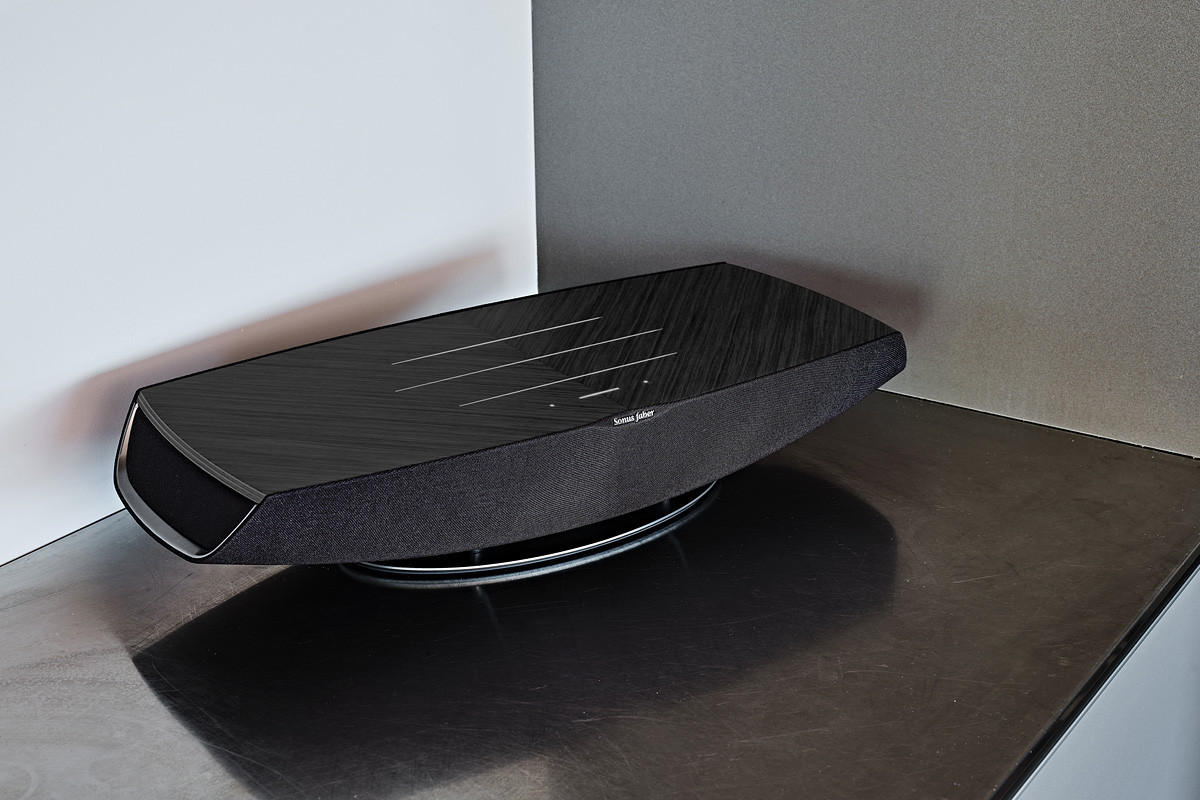 Sonus Faber Omnia Graphite - system audio typu "all-in-one"