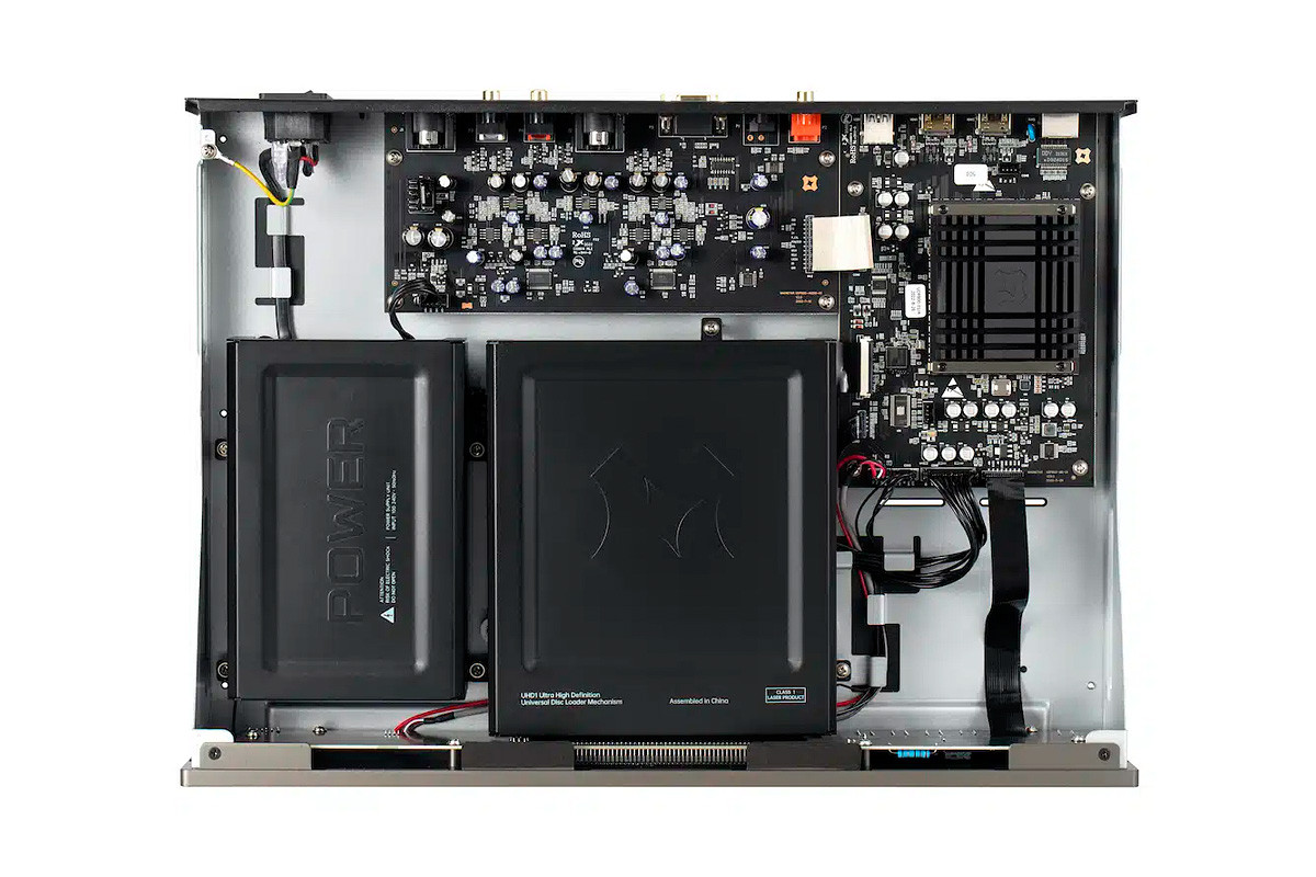 Magnetar UDP800 - odtwarzacz Blu-ray Disc™ Ultra HD