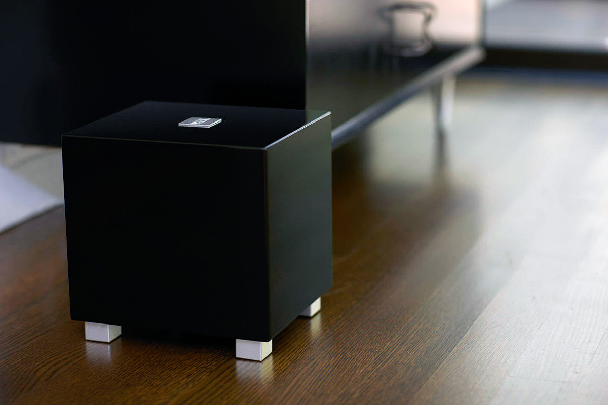 REL Tzero MKIII White Piano - subwoofer aktywny