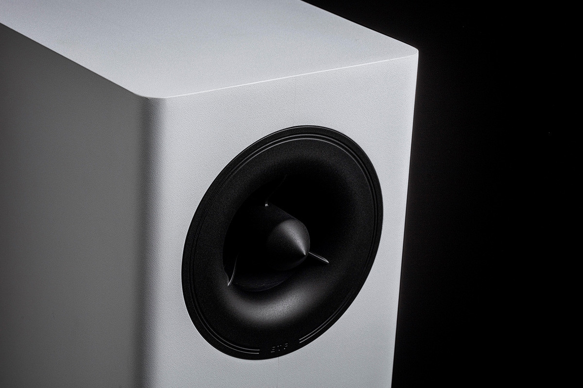Polk Audio Reserve R100 Black - kolumny podstawkowe