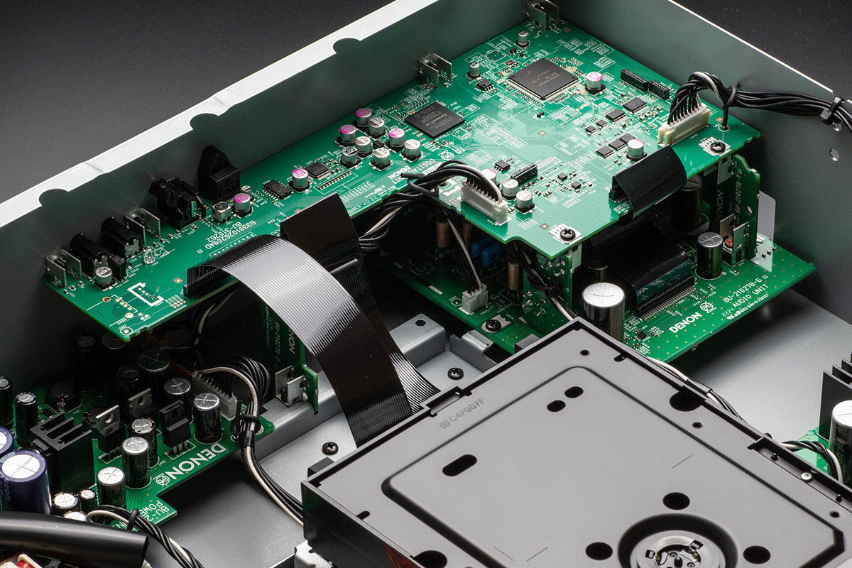 Denon DCD-1700NE Black - odtwarzacz płyt CD/SACD