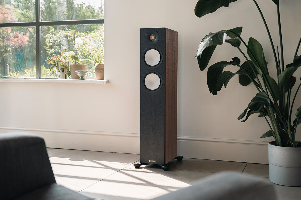 Monitor Audio Bronze 300 7G Black - kolumny podłogowe
