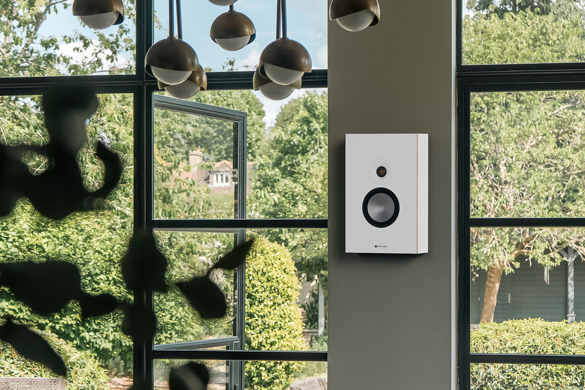 Monitor Audio Bronze On-Wall 7G Black - kolumna ścienna