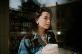 Meze ALBA - słuchawki dokanałowe