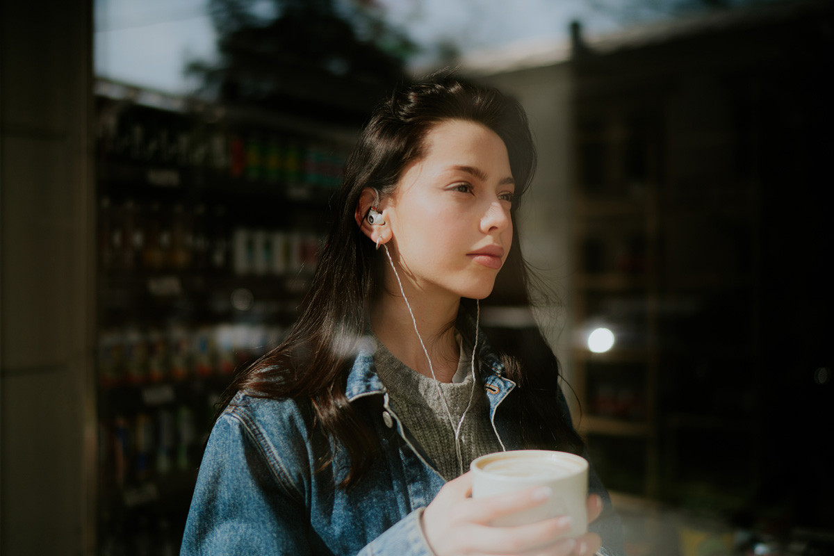 Meze ALBA - słuchawki dokanałowe