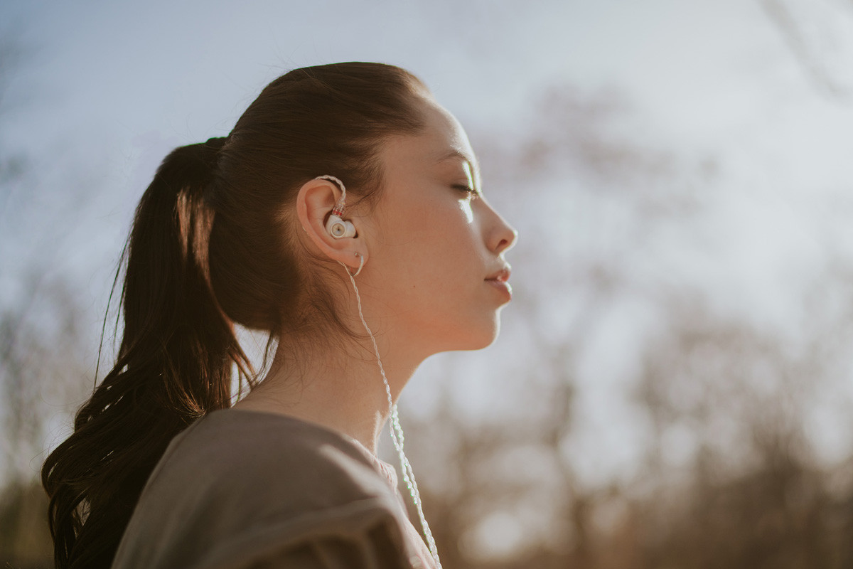 Meze ALBA - słuchawki dokanałowe