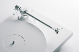 Pro-Ject Debut PRO White Edition - gramofon analogowy