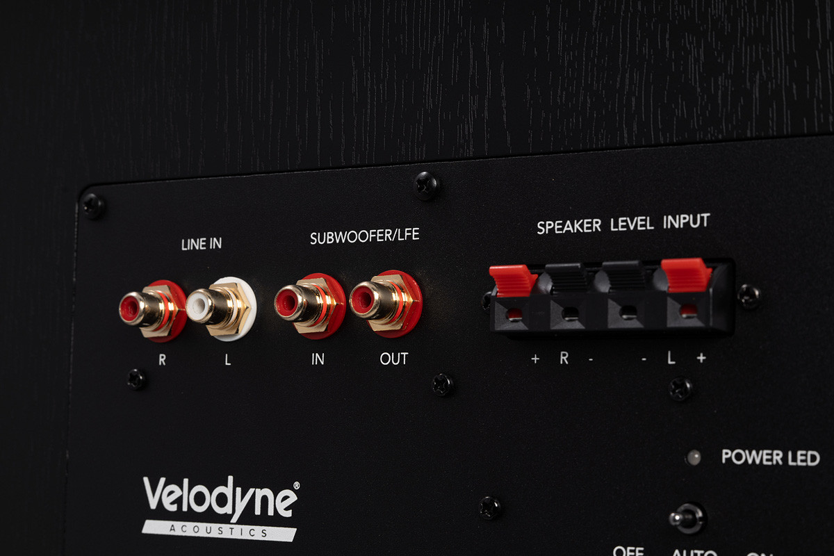 Velodyne Acoustics Deep Blue 8 Black - subwoofer aktywny