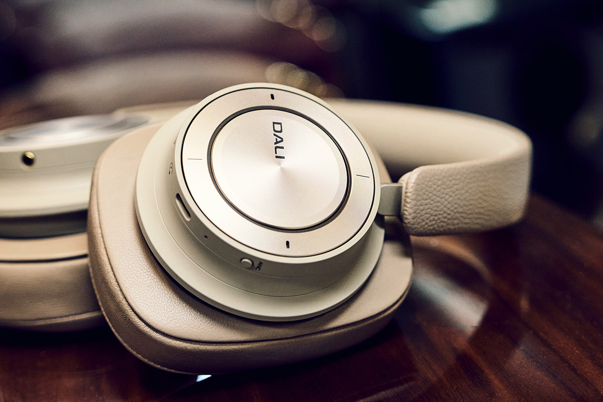 Dali IO-12 Mocha Grey - słuchawki bezprzewodowe Bluetooth