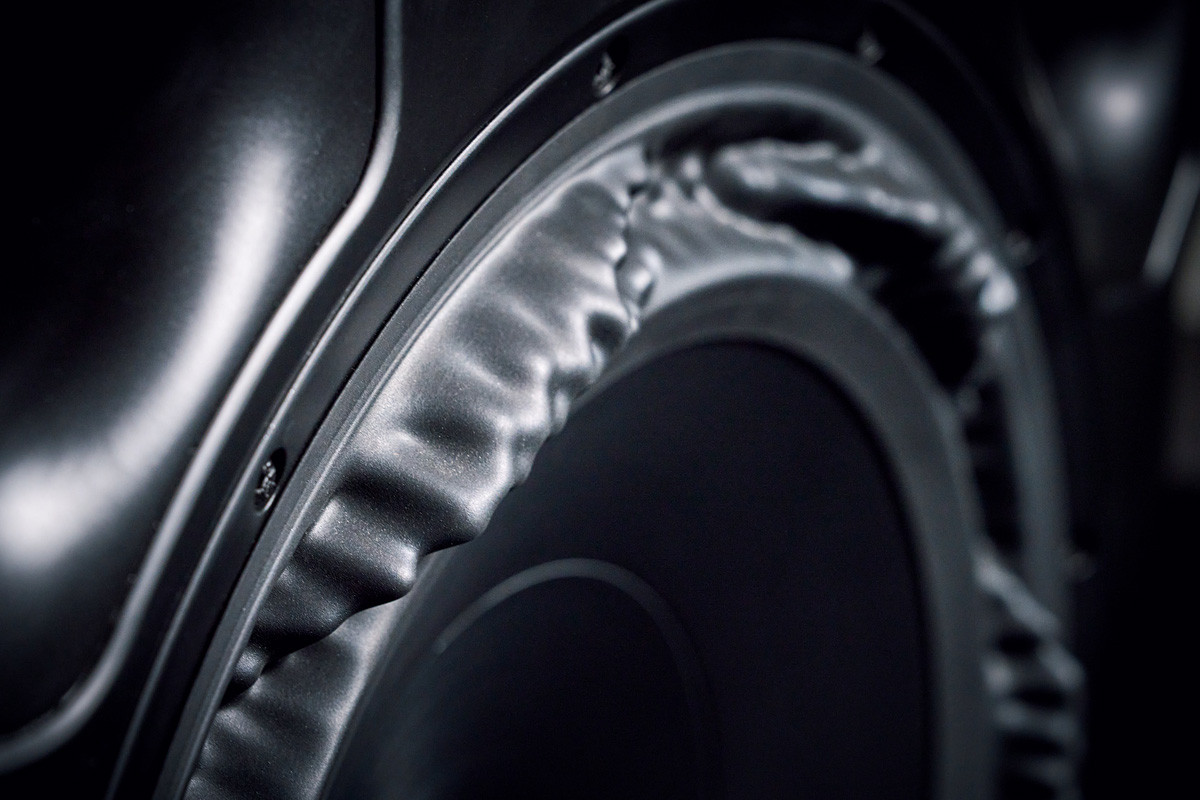 Dali SUB V-16 F Black Ash - subwoofer aktywny