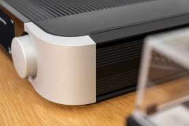 Moon Compass 371 Black - system audio typu "all-in-one"