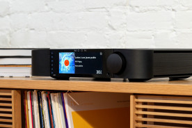 Moon Compass 371 Black - system audio typu "all-in-one"