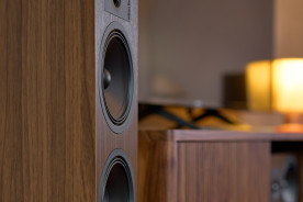 Indiana Line TESI 6 Mocha - kolumny podłogowe