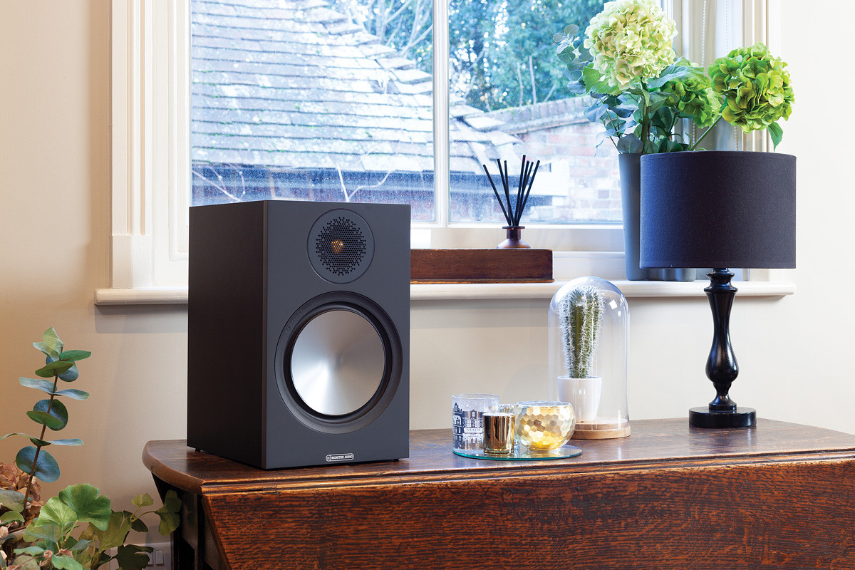 Monitor Audio Bronze 100 Black - kolumny podstawkowe