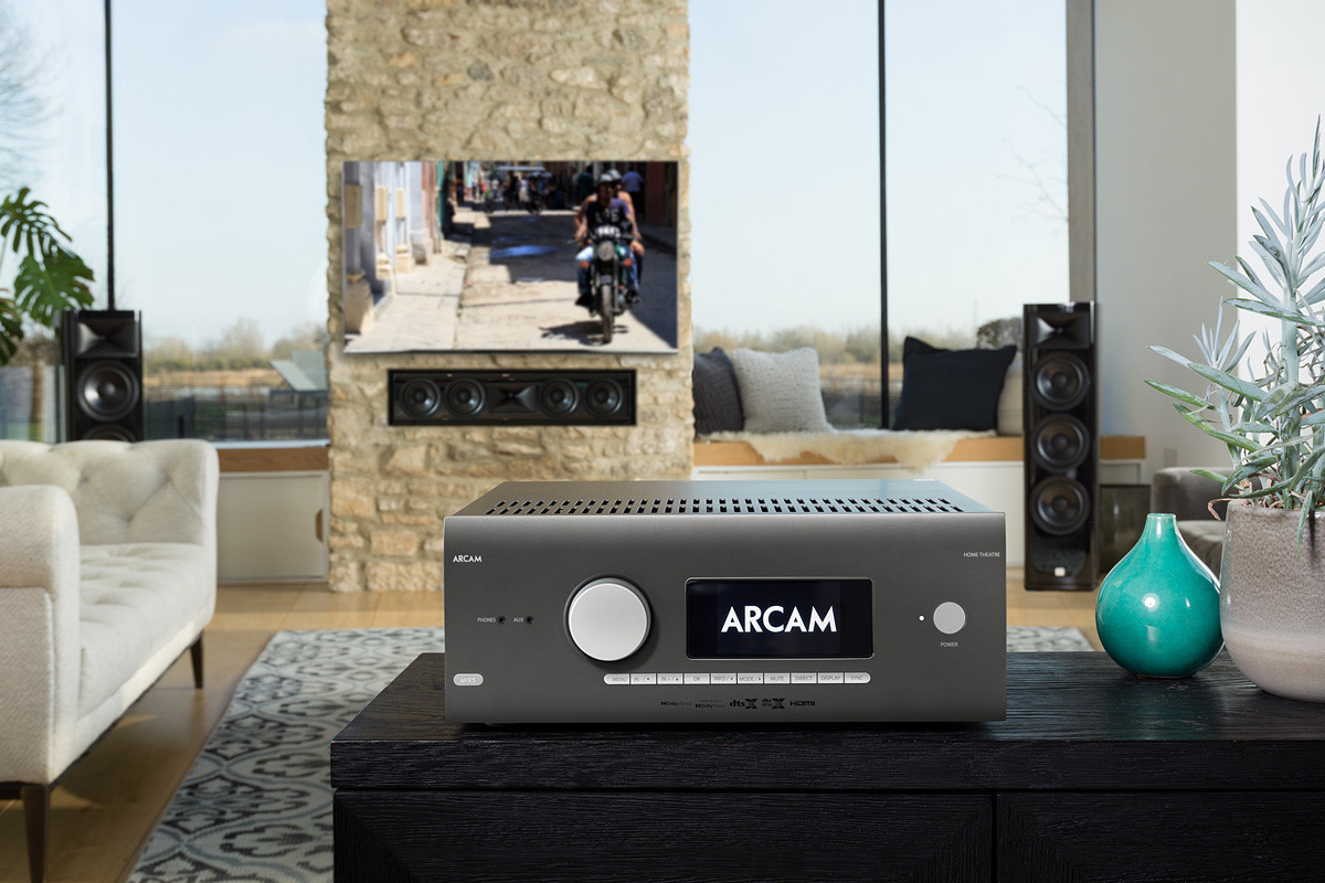Arcam AVR5 - amplituner wielokanałowy