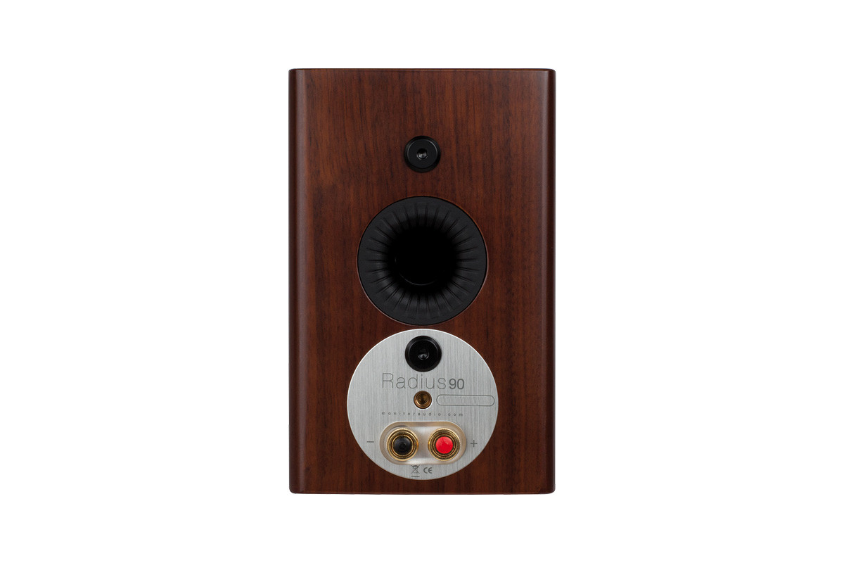 Monitor Audio Radius 90 Walnut - kolumny podstawkowe