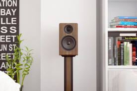 Acoustic Energy AE300 Piano Gloss Black - kolumny podstawkowe