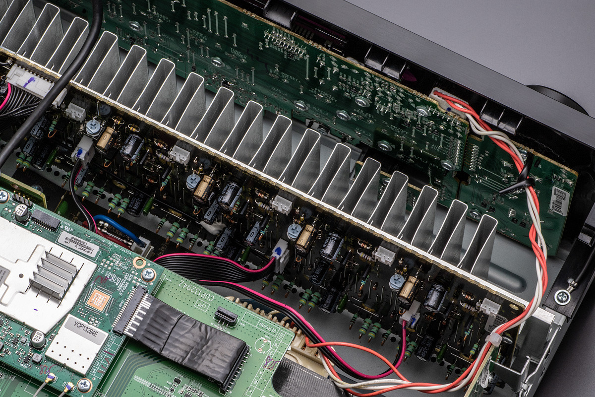 Denon AVR-X2800H - amplituner wielokanałowy