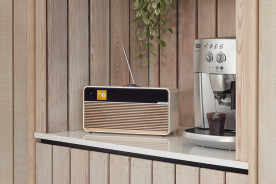 Ruark Audio R2 Mk4 Light Cream - system audio typu "all-in-one"