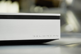 Cambridge Audio EVO 150 DeLorean Edition - system audio typu "all-in-one"