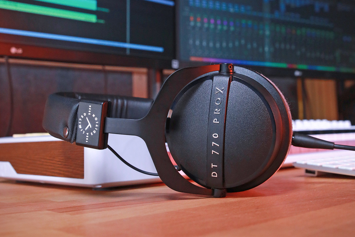 Beyerdynamic DT 770 PRO X Limited Edition - słuchawki przewodowe