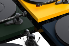 Pro-Ject Debut Carbon EVO Black High Gloss - gramofon analogowy