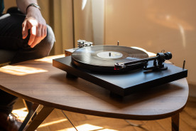 Pro-Ject Debut Carbon EVO Green Satin - gramofon analogowy