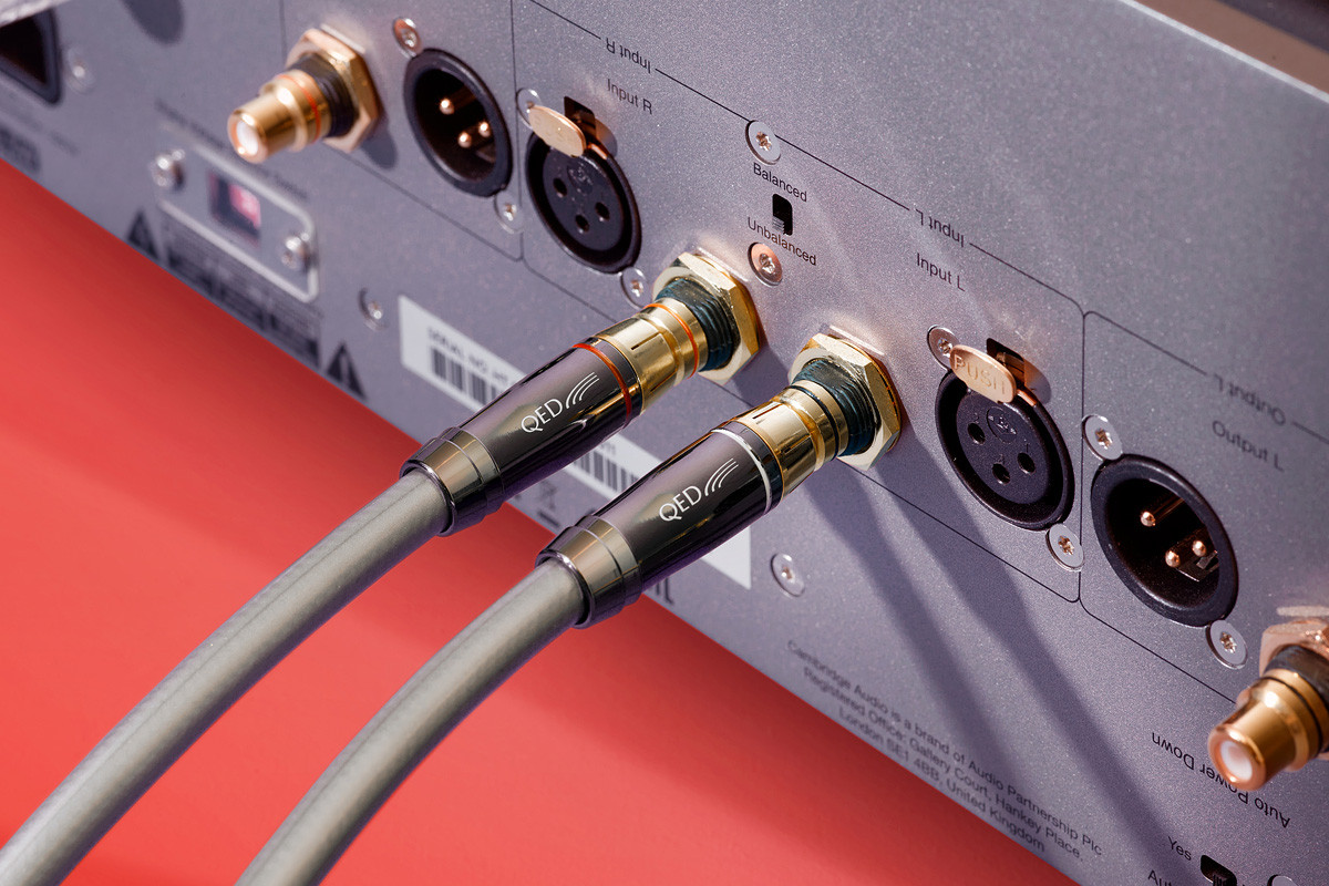 QED Performance Audio 40i - przewód 2xRCA/2xRCA | interkonekt stereo o długości 2 m