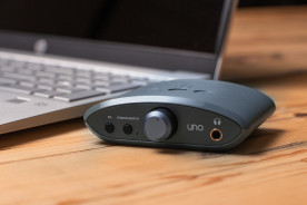 iFi audio Uno - wzmacniacz słuchawkowy z przetwornikiem DAC USB