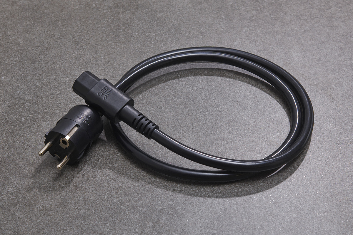 QED XT3 - przewód zasilający AC | power cord o długości 1 m