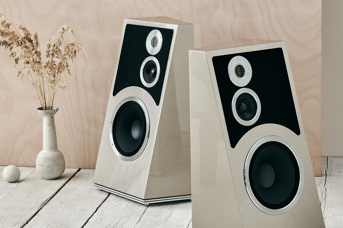 Audiovector Trapeze Reimagined Black Ash - kolumny podłogowe