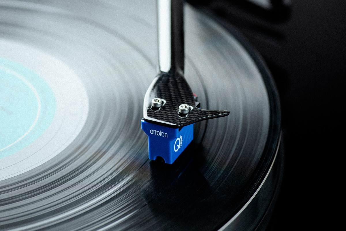 Pro-Ject X8 Evolution Black High Gloss - gramofon analogowy