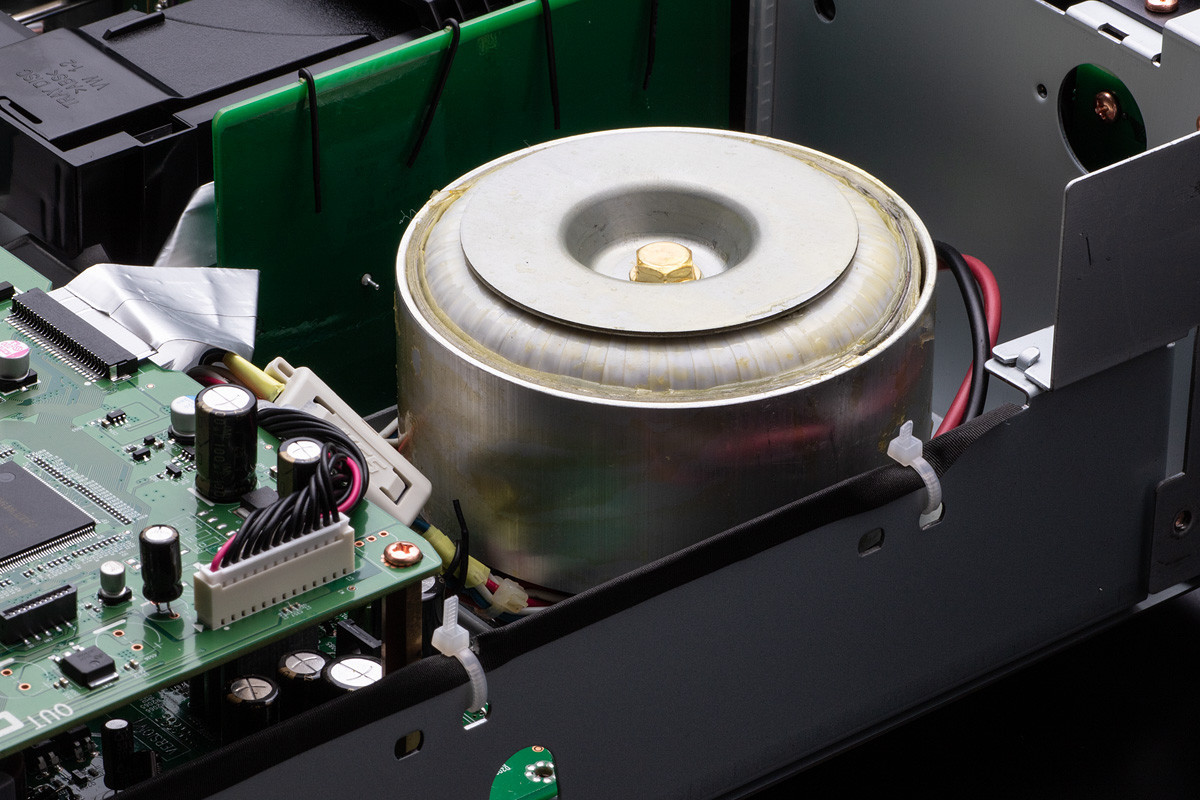 Marantz CD 50n Silver/Gold - odtwarzacz płyt CD