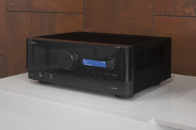 Yamaha RX-V4A - amplituner wielokanałowy